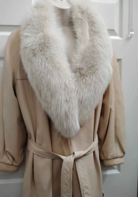 Marvin Richards Genuine Leather Coat Size Medium with Fox Fur Collar - Image 1 of 4