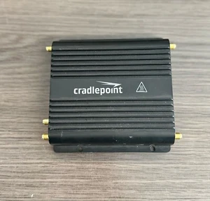 Cradlepoint IBR 900-600M Router with power cable. - Photo 1/4