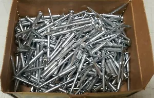 Caja de 250 remaches de acero autoajustables FLEXCO SRE 40531 para cinturones 15/32-9/16 NUEVOS - Imagen 1 de 2