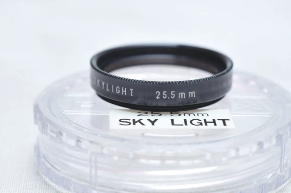 Pentax 25.5mm Skylight Lens Filter w/Case - Image 1 of 1