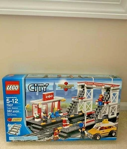 LEGO City Train Station 7937 Brand New Sealed Free Shipping - Picture 1 of 3