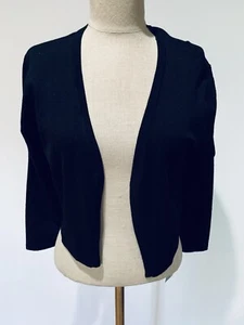 Chetta B Damenpullover vorne offen Cover Up kurz Oberteil Größe Small schwarz neu mit Etikett - Bild 1 von 9