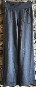 Pantalones deportivos para mujer gris pierna ancha LuLuLemon gris talla 2 de alto - Imagen 1 de 5