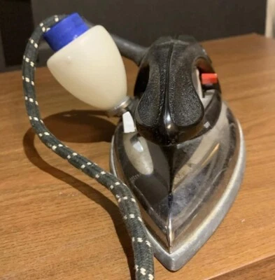 Vintage General Electric Hotpoint Calrod Value-matic Iron HIF49 Tested - Image 1 of 4