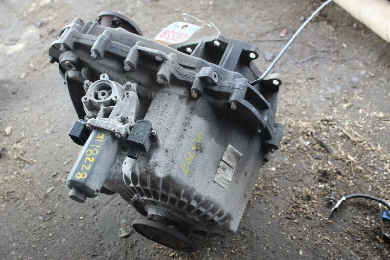 Land Rover Range Rover 2006 2013 montaje de caja de transferencia AWD fabricante de equipos originales usado  Foto 1 de 1