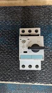 NEW Siemens DMT-02-ATEX-F-001 Circuit Breaker # DMT02ATEXF001 - Picture 1 of 6