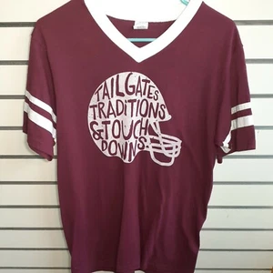 Damen T-Shirt Größe Large Fußball Trikot Print - Tailgates Touchdowns Tradition - Bild 1 von 6