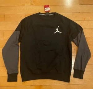 JORDAN CUELLO REDONDO POLAR UNIVERSITARIO NEGRO GRIS 689002-010 TALLA MEDIANA - Imagen 1 de 4