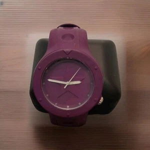 Converse VR001 Unisex Sports Watch Purple 43mm Silicone W020 - Picture 1 of 2