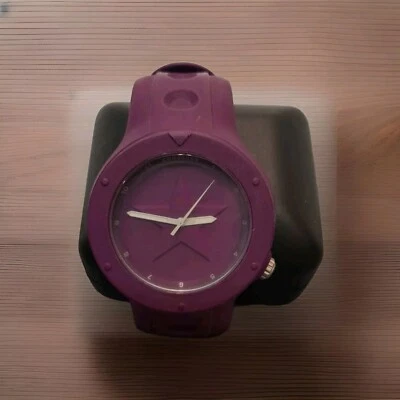 Converse VR001 Unisex Sports Watch Purple 43mm Silicone W020 Vintage - Image 1 of 2