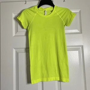 Lululemon Swiftly Tech Kurzarm Tshirt Größe 2 - Bild 1 von 6