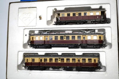 H0 Roco 43007 Elektrotriebzug ET 85 3 tlg. DRG Ep. II Analog / Digital in OVP - Bild 1 von 4