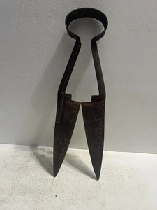 - Vintage 12 Inch Sheep Shears Antique Hand Tool Equestrian Farm Decor - Picture 1 of 4