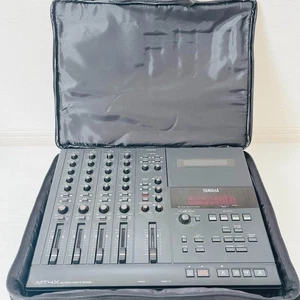 Yamaha MT4X registratore a cassette multitraccia 4 tracce AC100V usato GIAPPONE con borsa - Foto 1 di 13
