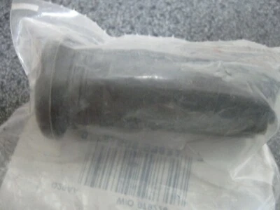 Motorcraft WR-6130 2W4Z-12A402-AA Spark Plug Boot for 96-99 Taurus Lincoln LS — 第 1/2 张图片