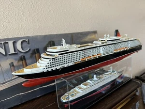 MS Queen Victoria Cunard Line 3D Printed Resin Ship Model 25 Inches 1/450 Scale - Picture 1 of 10