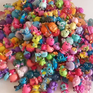 Hatchimals Colleggtibles Bundle of 8 Random Mixed Figures All seasons no doubles - Picture 1 of 5