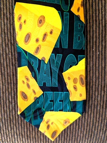 Why-Knot Green Bay Packers Cheese Head Tie Cover