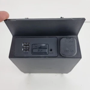 Mazda 3 BM AUX USB Port 06/13-05/16 - Picture 1 of 9