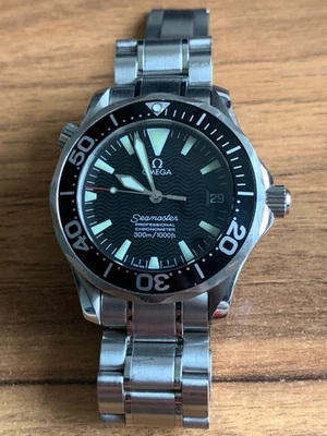 OMEGA SEAMASTER 300m 2252.50.00 MIDSIZE LOVELY CONDITION BOX PAPERS PETER BLAKE - Image 1 of 4