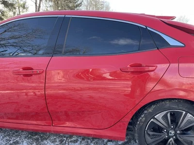 2017-2021 Honda Civic Left Driver Side Rear Door Red Foto 1 de 4