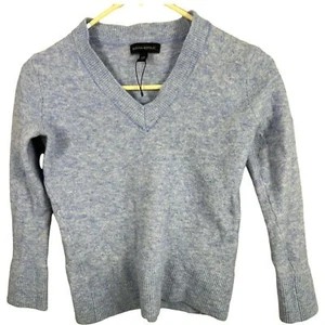 Banana Republic Women’s Sweater Light Blue V-neck Wool Blend Size XS W 10 - Picture 1 of 8