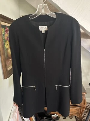 Chaqueta Emanuel Ungaro Negra Forrada Cremallera Frontal, Bolsillos Usables, Talla US 8/EUR 42 Foto 1 de 4