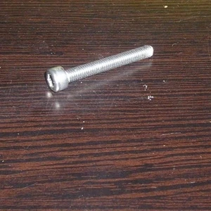 LOT OF 1000,NEW,8-32 X 5/8  INCH SOCKETCAP HEAD ALLEN HEX STAINLESS STEEL SCREWS - Bild 1 von 1