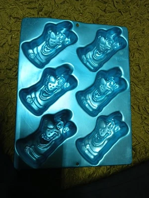 Wilton Scooby Doo Pan 2105-3229 - Image 1 of 3