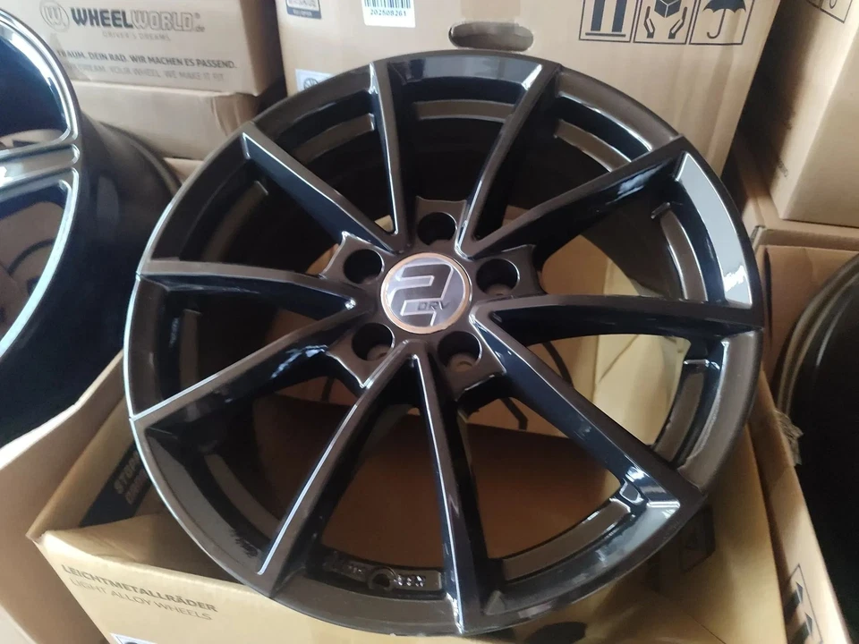 VW Tiguan 5N 5NA T-Roc NEU 17 ZOLL WH28 Winterräder - Bild 1 von 1