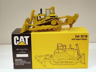 Caterpillar D11N Dozer - Metal Tracks - 1/50 - Conrad #2854 - MIB - Image 1 of 4