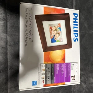 Philips 7" LCD Digital Photo Frame SPF3470T/G7 128 MB Display NIB - Picture 1 of 1