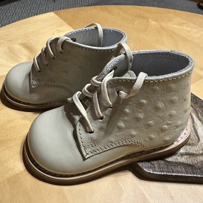 Zapatos Oxford para caminar Josmo de piedra caliza para bebés/niños pequeños talla 5. Foto 1 de 4