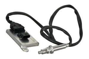 Nox Sensors Nox Catalytic Converter 24V 5-Pin (6Pn 358 186-731) OEM Hella - Picture 1 of 3