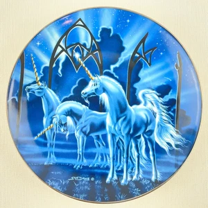 Royal Doulton Mystery of the Unicorn Sue Dawe Franklin Mint Porcelain Plate - Picture 1 of 9