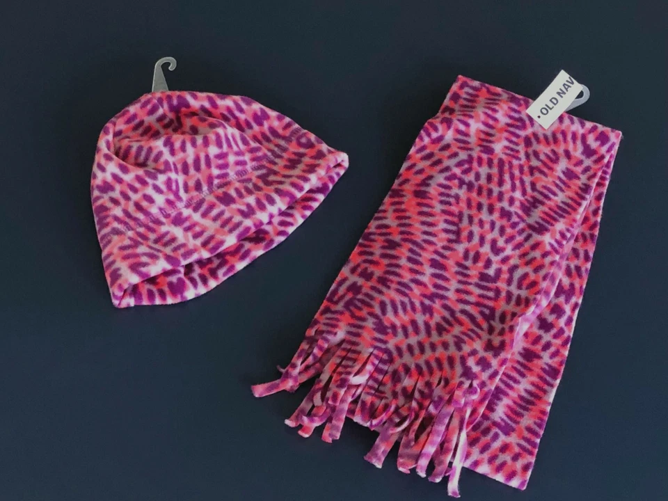 NUEVO Juniors/Niñas S/M ANTIGUO AZUL MARINO Rosa Púrpura Moteado Bufanda y Sombrero Vellón Foto 1 de 1