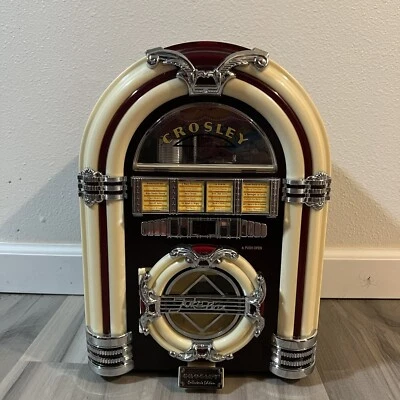 Reproductor de radio-cassette conmemorativo Crossley 1890-1990 100 años 15 pulgadas x 11 pulgadas x 6,5 pulgadas Foto 1 de 3