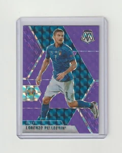 2021 Mosaico Panini UEFA Euro Lorenzo Pellegrini #136 Viola Fluorescente 24/70 - Foto 1 di 2