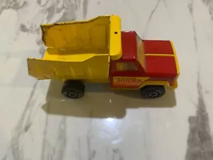 Camioneta de volteo Tonka vintage años 70 roja y amarilla - Imagen 1 de 10