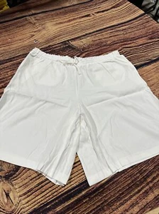 Alfani Womens Plus Bermuda Wide Leg Shorts 2XL - White - Picture 1 of 6