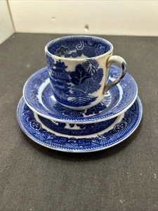 Vtg Allertons Eng. Blue Willow Cup/ Saucer And Dessert Plate  - Picture 1 of 7