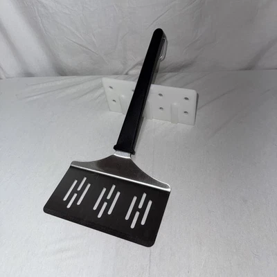 Pampered Chef BBQ Grill Turner 8" Wide Stainless Steel Spatula With Cover EUC - Image 1 of 4