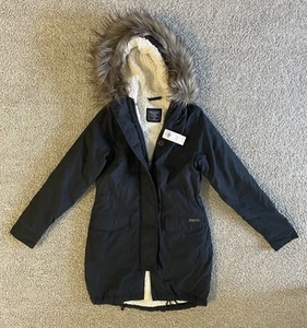 New Womens Abercrombie and Fitch Sherpa Parka Jacket Faux Fur Hood Black Sz: XS - Picture 1 of 13