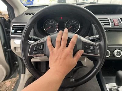Volante usado se adapta a: Subaru Impreza 2015 grado A Foto 1 de 4