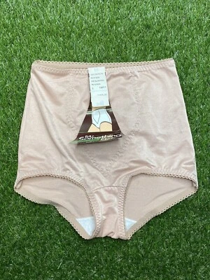 VTG Bali Something Else Tailored Brief Panty w/ Tummy Panel Size L - Image 1 of 4