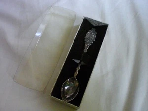 SILVER LOOK TEA SPOON JASPER CANADA   COLLECTIBLE  BOXED - Picture 1 of 4