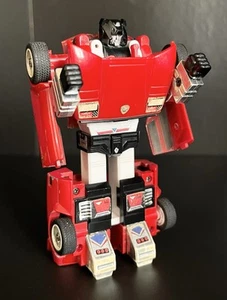 1984 Vintage G1 Transformers - SIDESWIPE - Takara Japan *SHIPS BUBBLE & 📦* - Picture 1 of 12