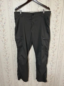Wrangler Men’s Flex Waist Outdoor Cargo Pants Zipper Pockets Gray Size 38X30 - Picture 1 of 14