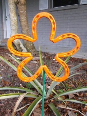 Orange Horseshoe Flower, Metal Garden Stake, Spring Yard Art, Lucky Horseshoe - Image 1 of 4