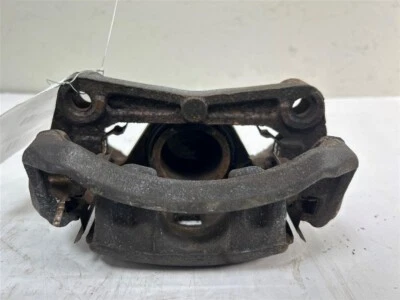 Pinza de freno de disco delantera izquierda usada se adapta a: Nissan Sentra 2018 delantera izquierda Gra Foto 1 de 4